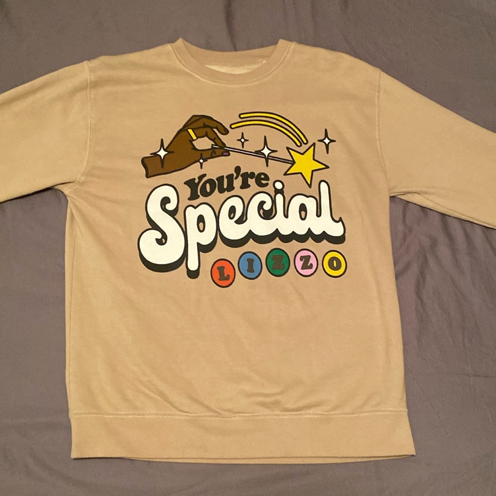 Official Lizzo sweatshirt. Women’s size medium. New condition.